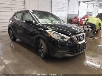  Salvage Nissan Kicks
