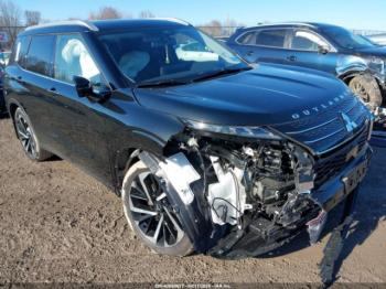  Salvage Mitsubishi Outlander
