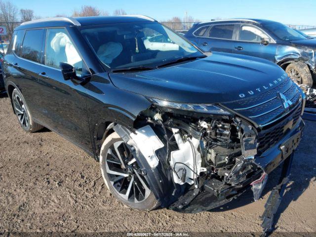  Salvage Mitsubishi Outlander
