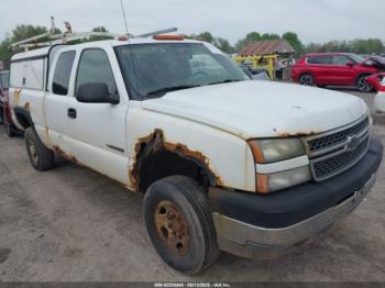  Salvage Chevrolet Silverado 2500