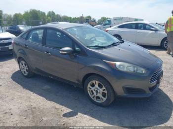  Salvage Ford Fiesta