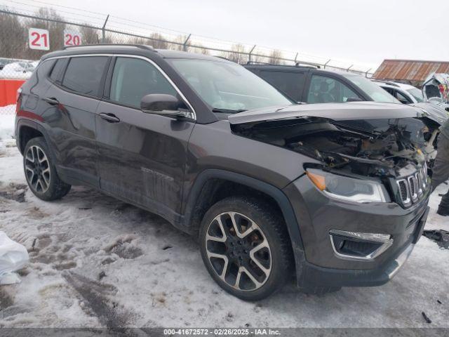  Salvage Jeep Compass