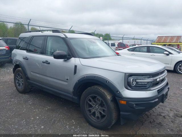  Salvage Ford Bronco