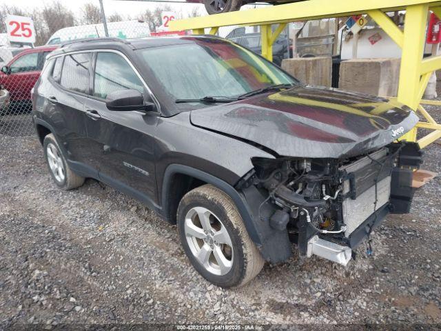  Salvage Jeep Compass