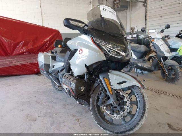  Salvage Honda Gl1800