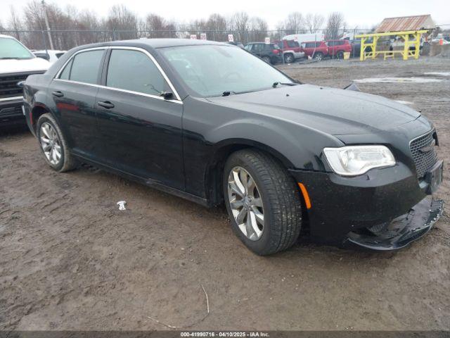  Salvage Chrysler 300