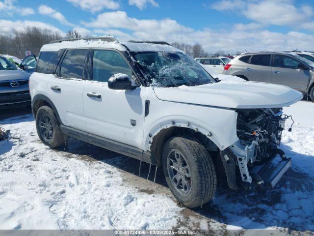  Salvage Ford Bronco