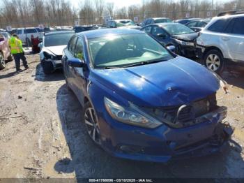  Salvage Nissan Altima