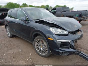 Salvage Porsche Cayenne
