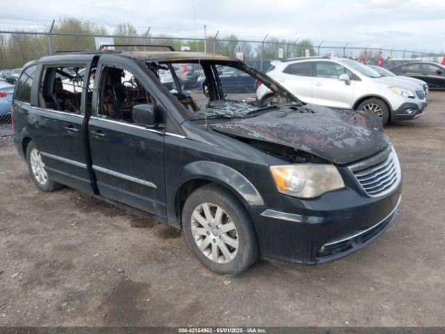  Salvage Chrysler Town & Country