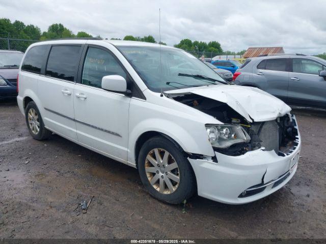  Salvage Chrysler Town & Country