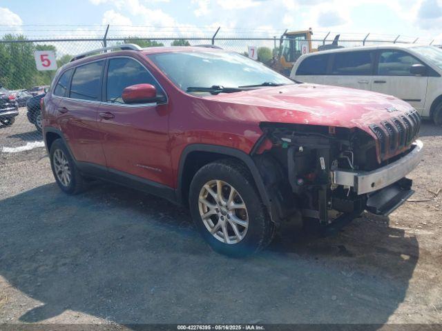  Salvage Jeep Cherokee