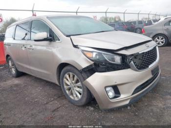  Salvage Kia Sedona
