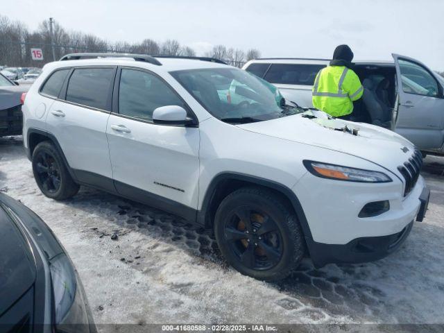  Salvage Jeep Cherokee