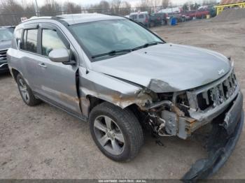  Salvage Jeep Compass