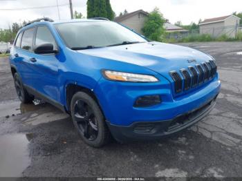  Salvage Jeep Cherokee