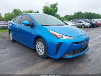  Salvage Toyota Prius