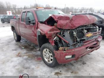  Salvage Chevrolet Silverado 2500