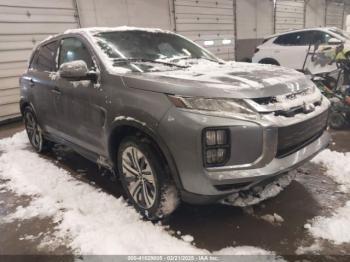  Salvage Mitsubishi Outlander