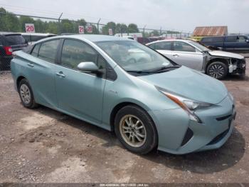  Salvage Toyota Prius