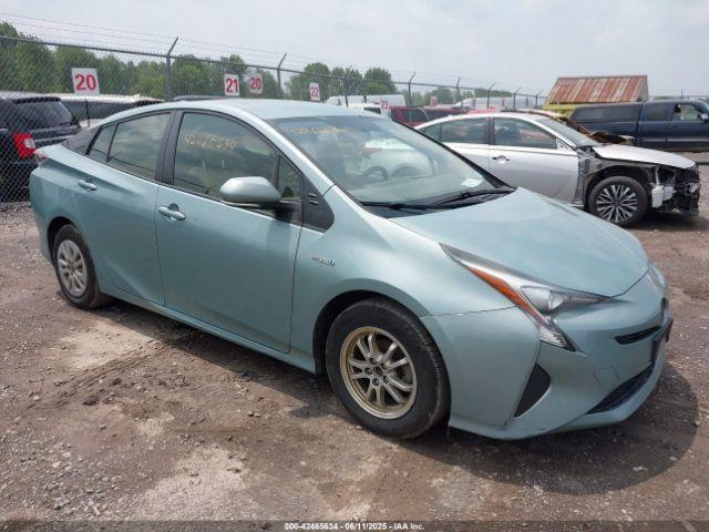  Salvage Toyota Prius