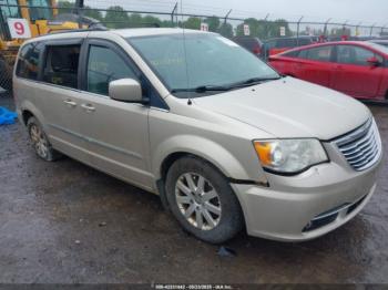  Salvage Chrysler Town & Country