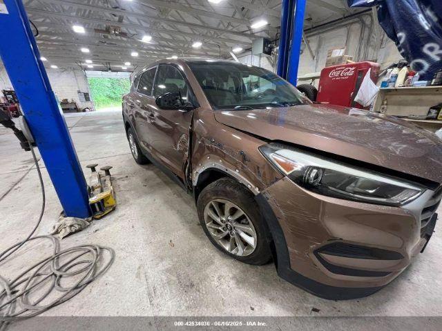  Salvage Hyundai TUCSON