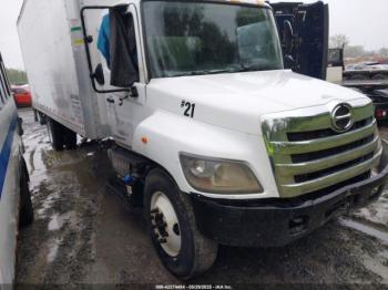  Salvage Hino 258 268