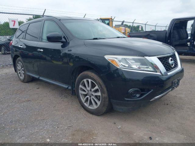  Salvage Nissan Pathfinder
