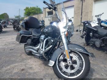 Salvage Harley-Davidson Flhr