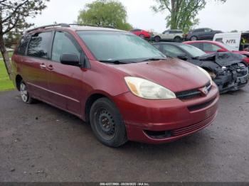  Salvage Toyota Sienna