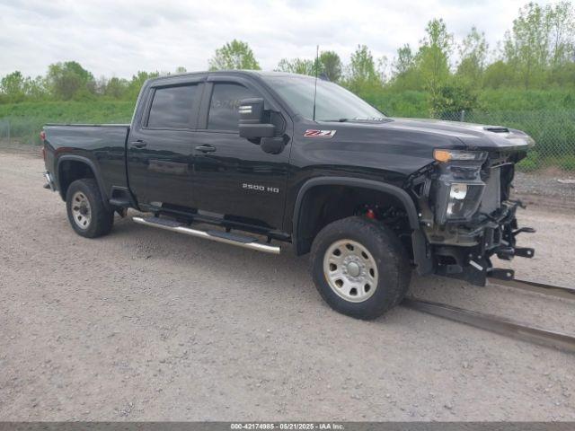  Salvage Chevrolet Silverado 2500