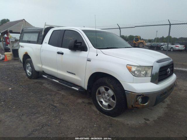  Salvage Toyota Tundra