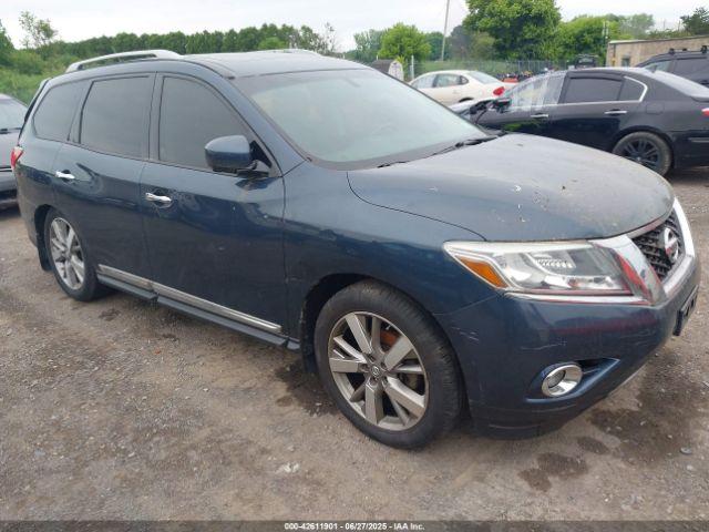  Salvage Nissan Pathfinder