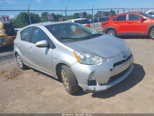 Salvage Toyota Prius c