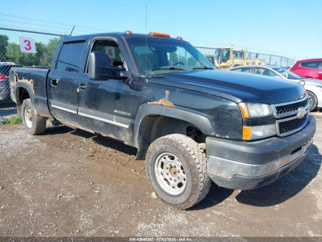  Salvage Chevrolet Silverado 2500