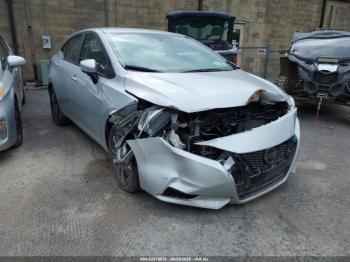 Salvage Nissan Versa