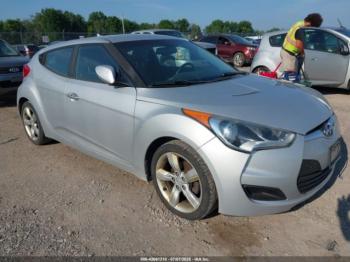  Salvage Hyundai VELOSTER