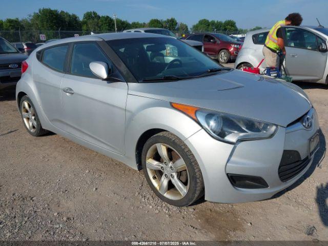  Salvage Hyundai VELOSTER