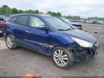  Salvage Hyundai TUCSON