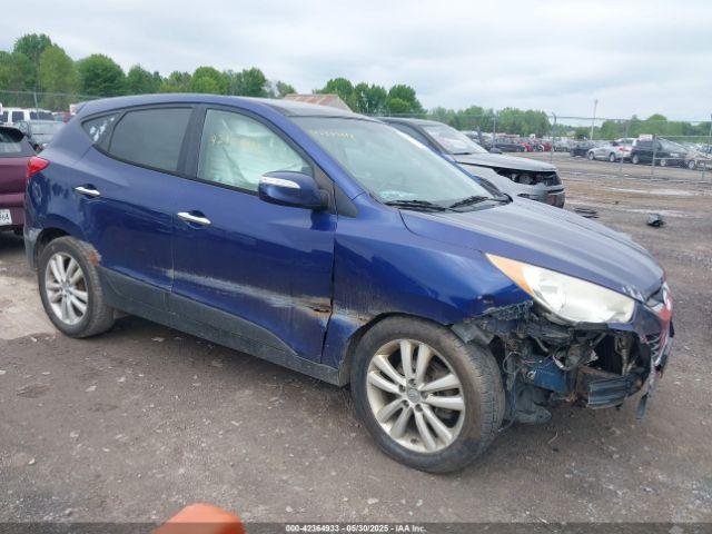  Salvage Hyundai TUCSON