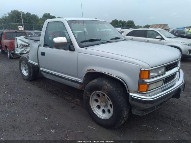  Salvage Chevrolet Gmt