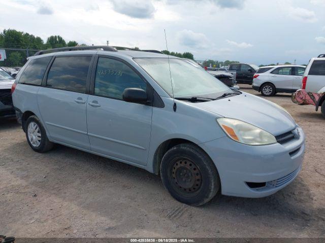  Salvage Toyota Sienna