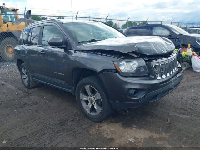  Salvage Jeep Compass