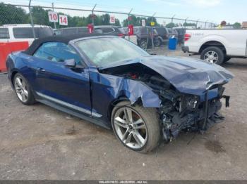  Salvage Ford Mustang