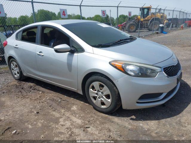  Salvage Kia Forte