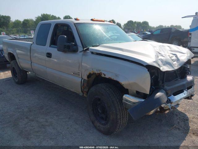  Salvage Chevrolet Silverado 3500