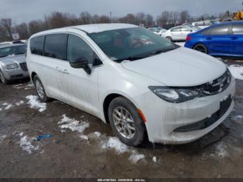  Salvage Chrysler Voyager