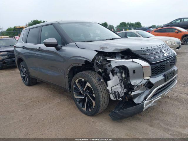  Salvage Mitsubishi Outlander