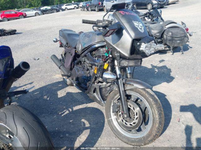  Salvage Honda Vf750